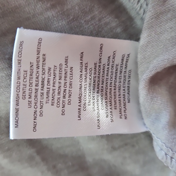 Heather Gray Long Sleeve Tee, Scoop Neck, Lightweight, XL, NWOT - Picture 5 of 5